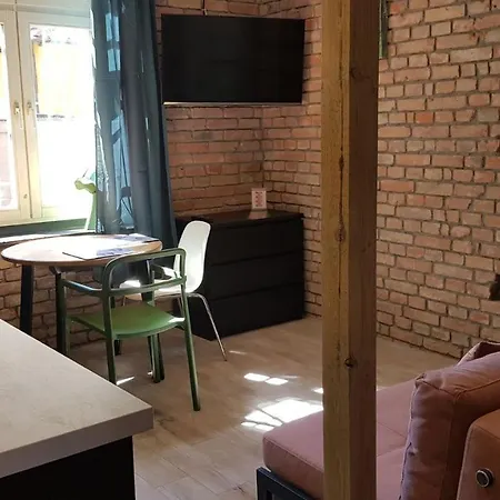 아파트 Studiospanie Art Ii *
